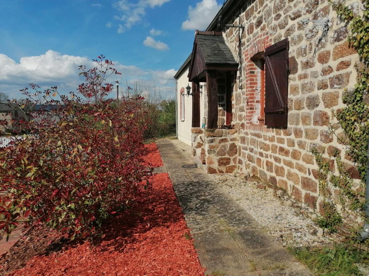 Le Petit Verger, 1 Impasse De La Fenouillere 61330 Céaucé エクステリア 写真